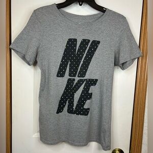 The Nike Tee Women Medium Gray Black